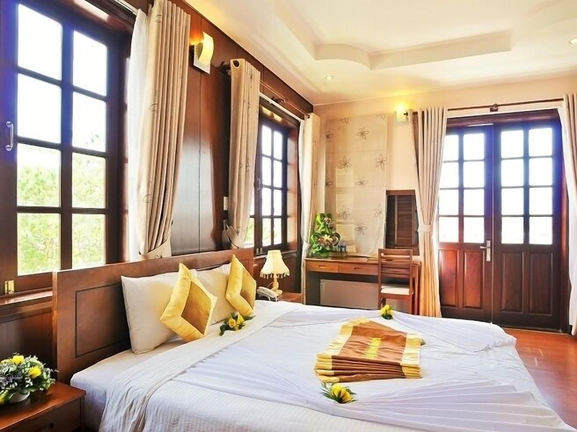 Ky Hoa Hotel Далат Экстерьер фото